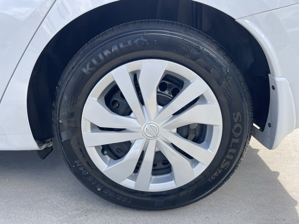 2024 Nissan Versa 1.6 S photo 17