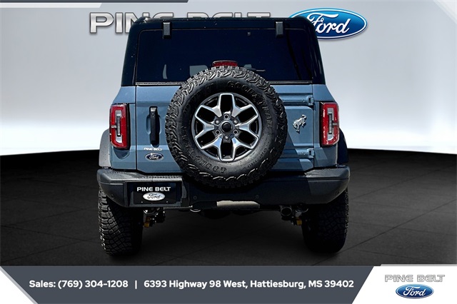 2025 Ford Bronco Badlands photo 3