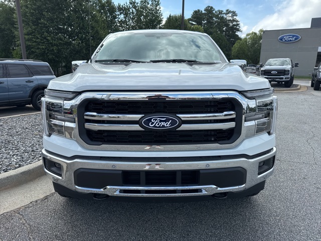 2025 Ford F-150 Lariat photo 3