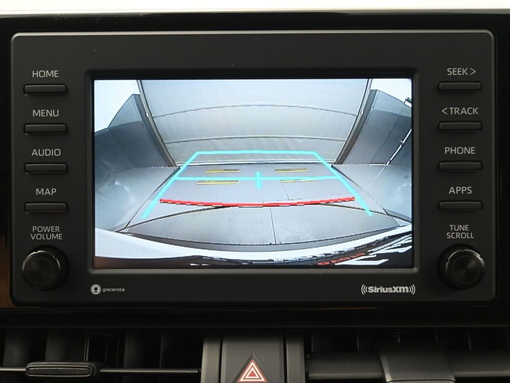2022 Toyota RAV4 LE photo 17