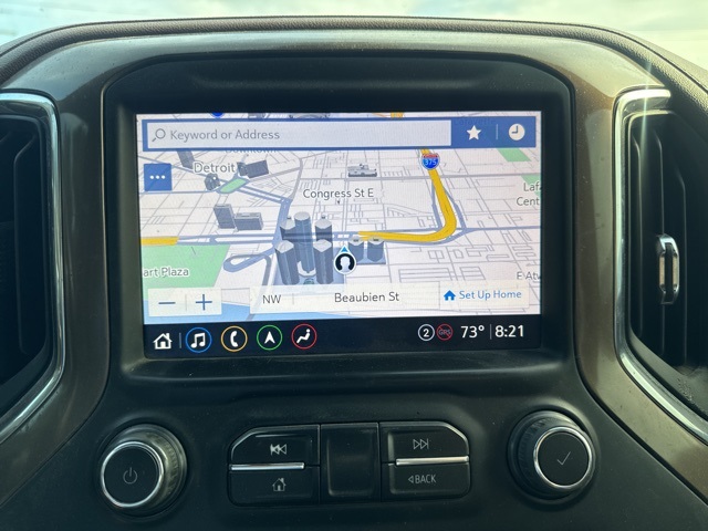 Used 2022 White Chevrolet High Country image 25