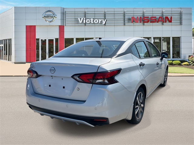 2025 Nissan Versa S photo 2