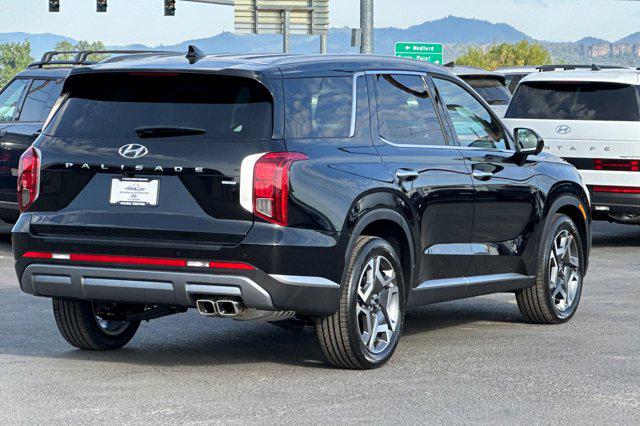 2025 Hyundai Palisade SEL photo 4