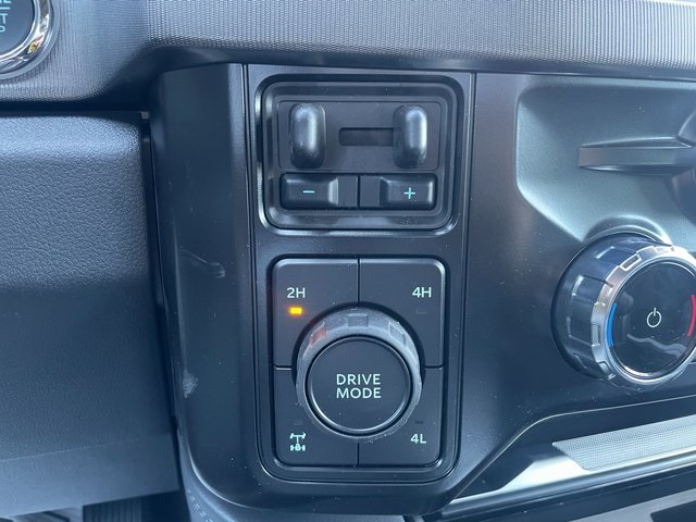 2025 Ford F-350 photo 32