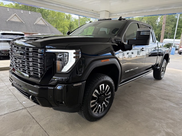 2026 GMC Sierra 2500HD Denali Ultimate's photo