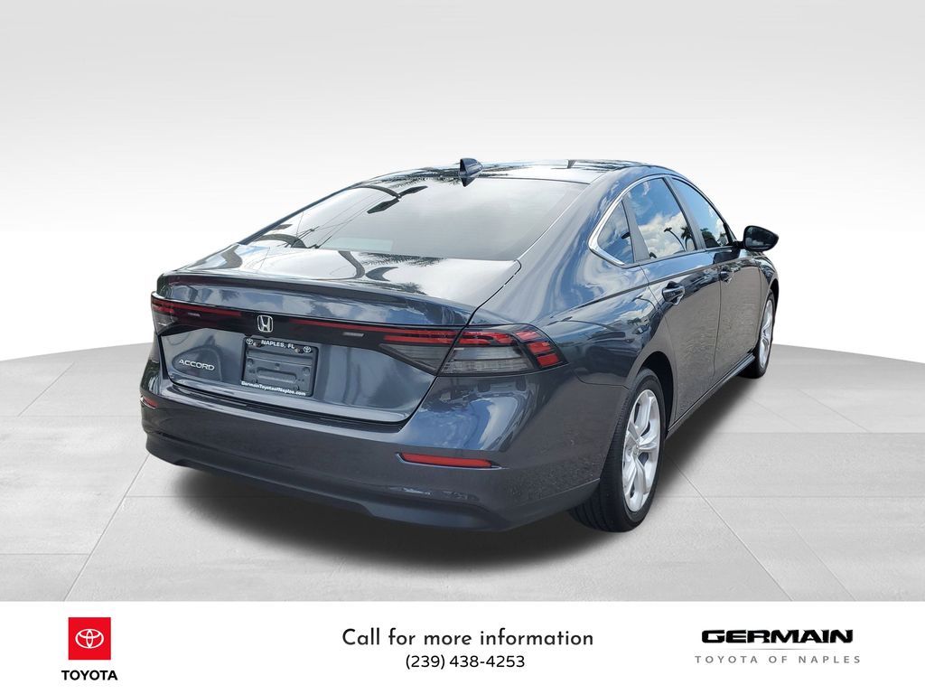 2023 Honda Accord LX photo 5
