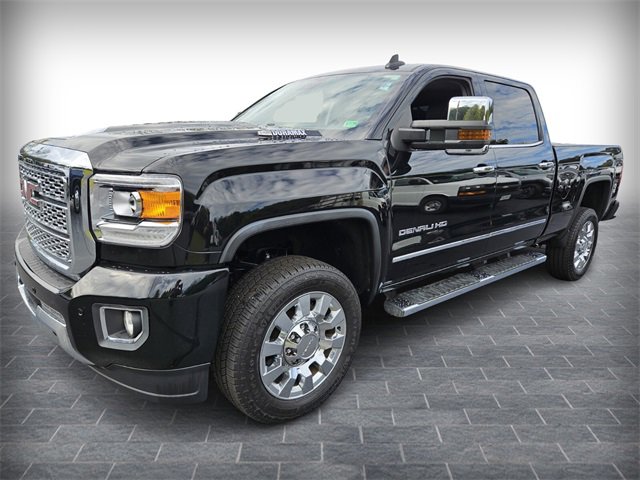 2019 Gmc Sierra 2500 HD Denali photo 3