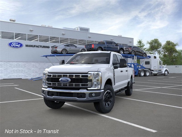 2026 Ford F-350 photo 2