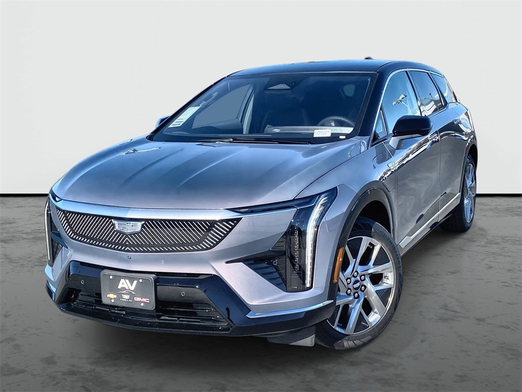 2026 Cadillac OPTIQ Luxury's photo