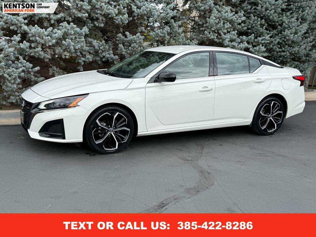 2024 Nissan Altima SR