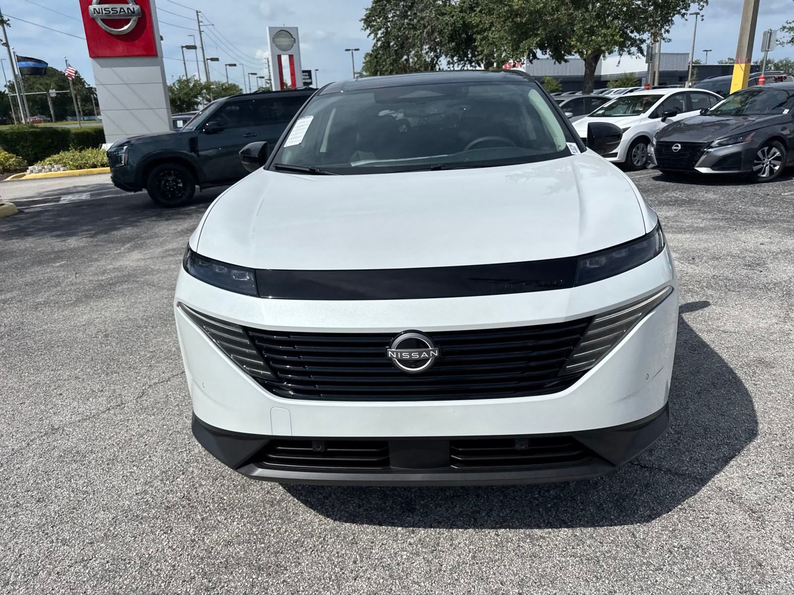 2025 Nissan Murano SL photo 2