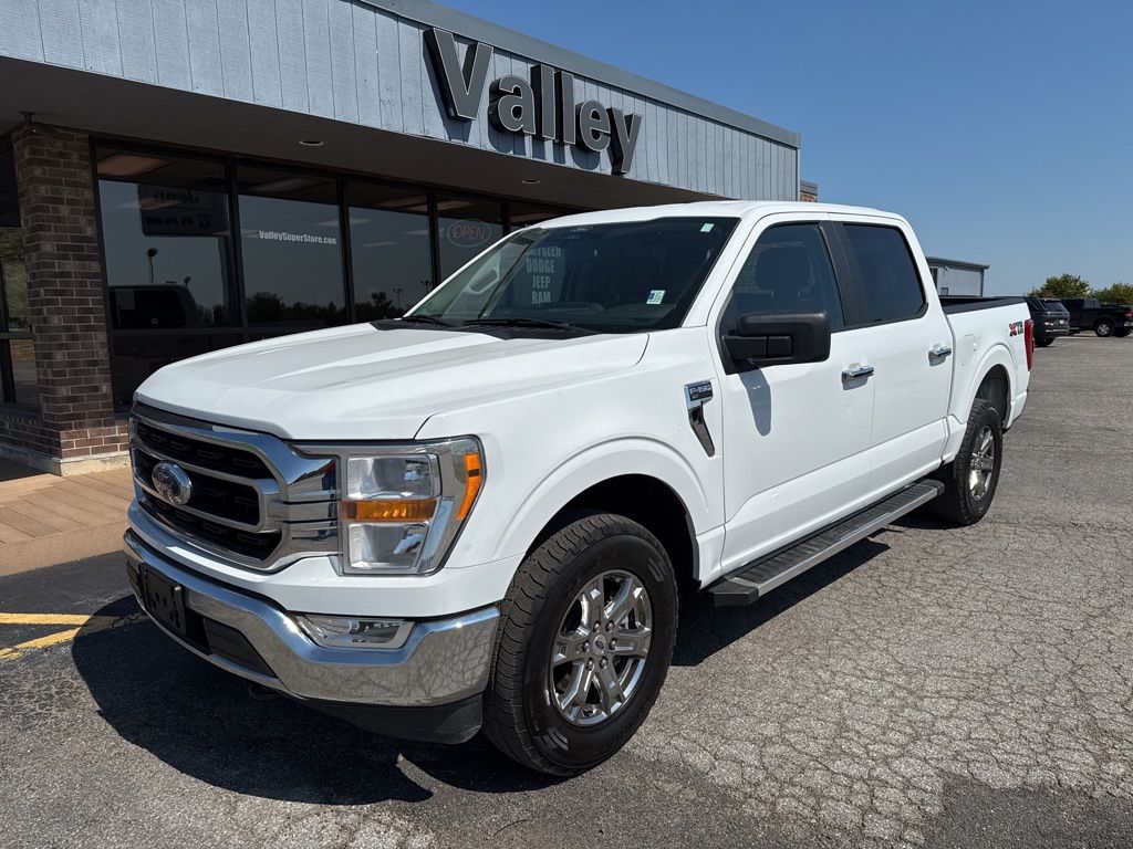 2022 Ford F-150 XLT photo 3