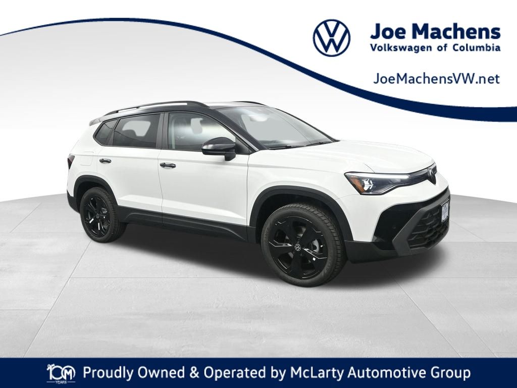 2026 Volkswagen Taos SE Black's photo