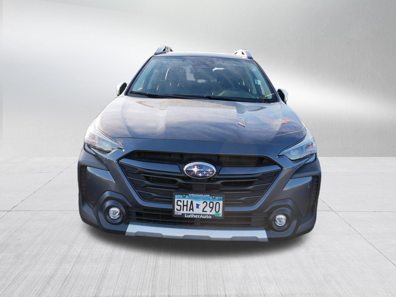 2025 Subaru Outback Touring XT photo 2