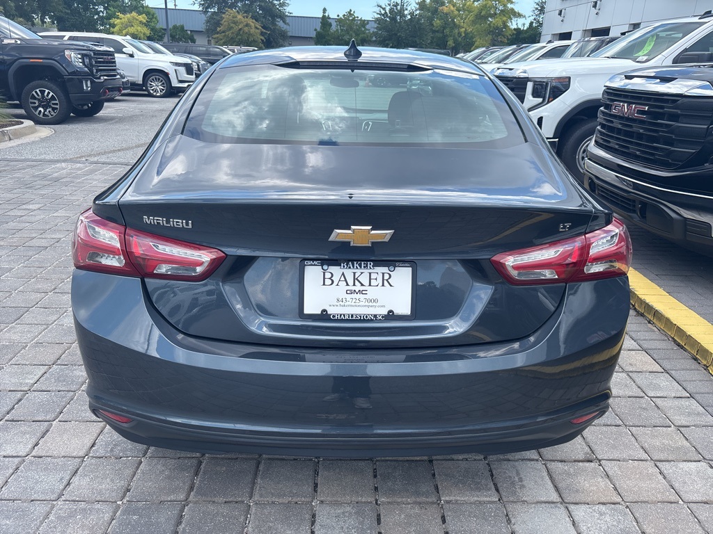 2021 Chevrolet Malibu 1LT photo 3