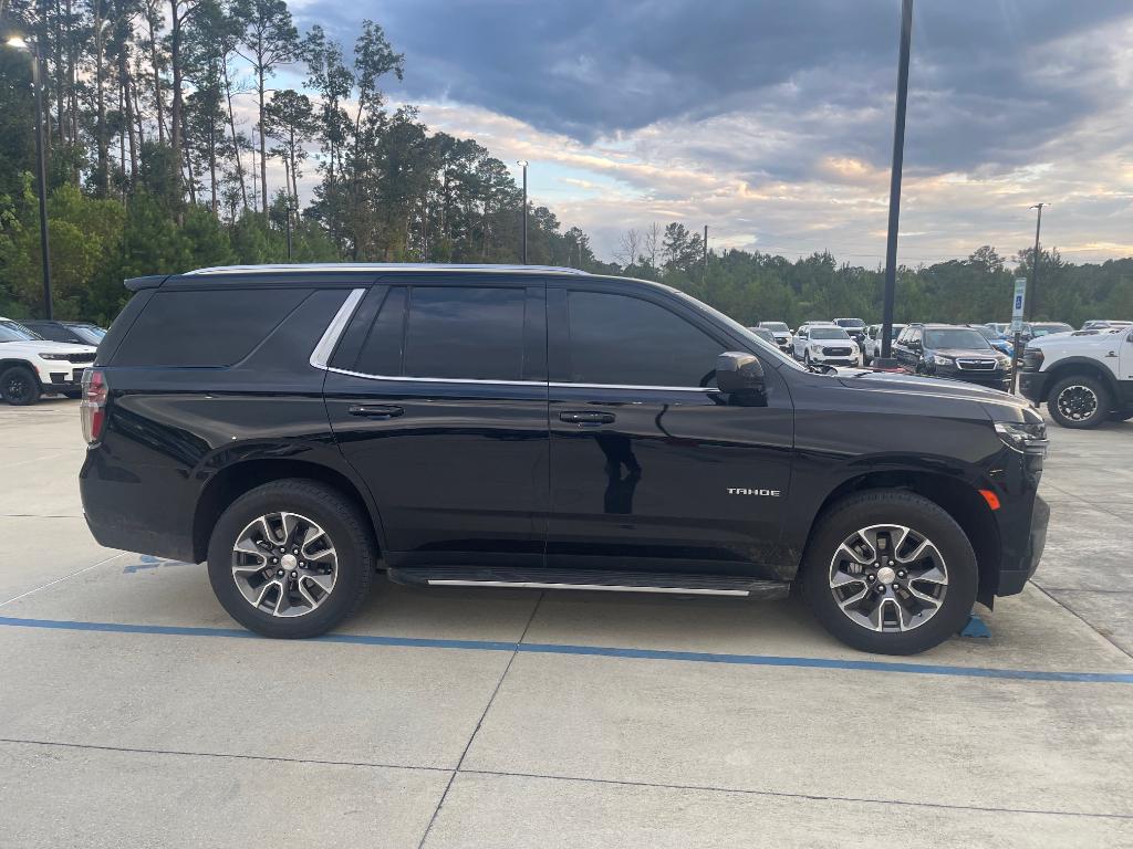 2024 Chevrolet Tahoe LS photo 2