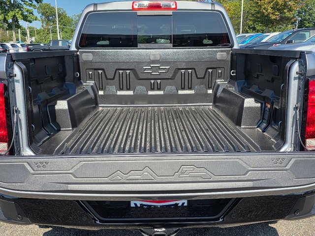 2026 Chevrolet Colorado Trail Boss photo 3