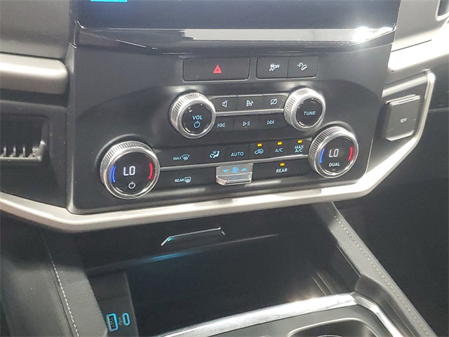 2022 Ford Expedition MAX XLT photo 17
