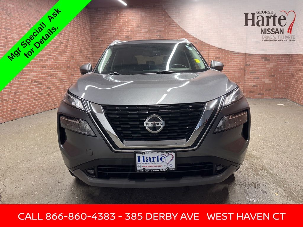 2021 Nissan Rogue SL photo 2