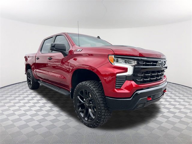 2025 Chevrolet Silverado 1500 LT Trail Boss photo 2