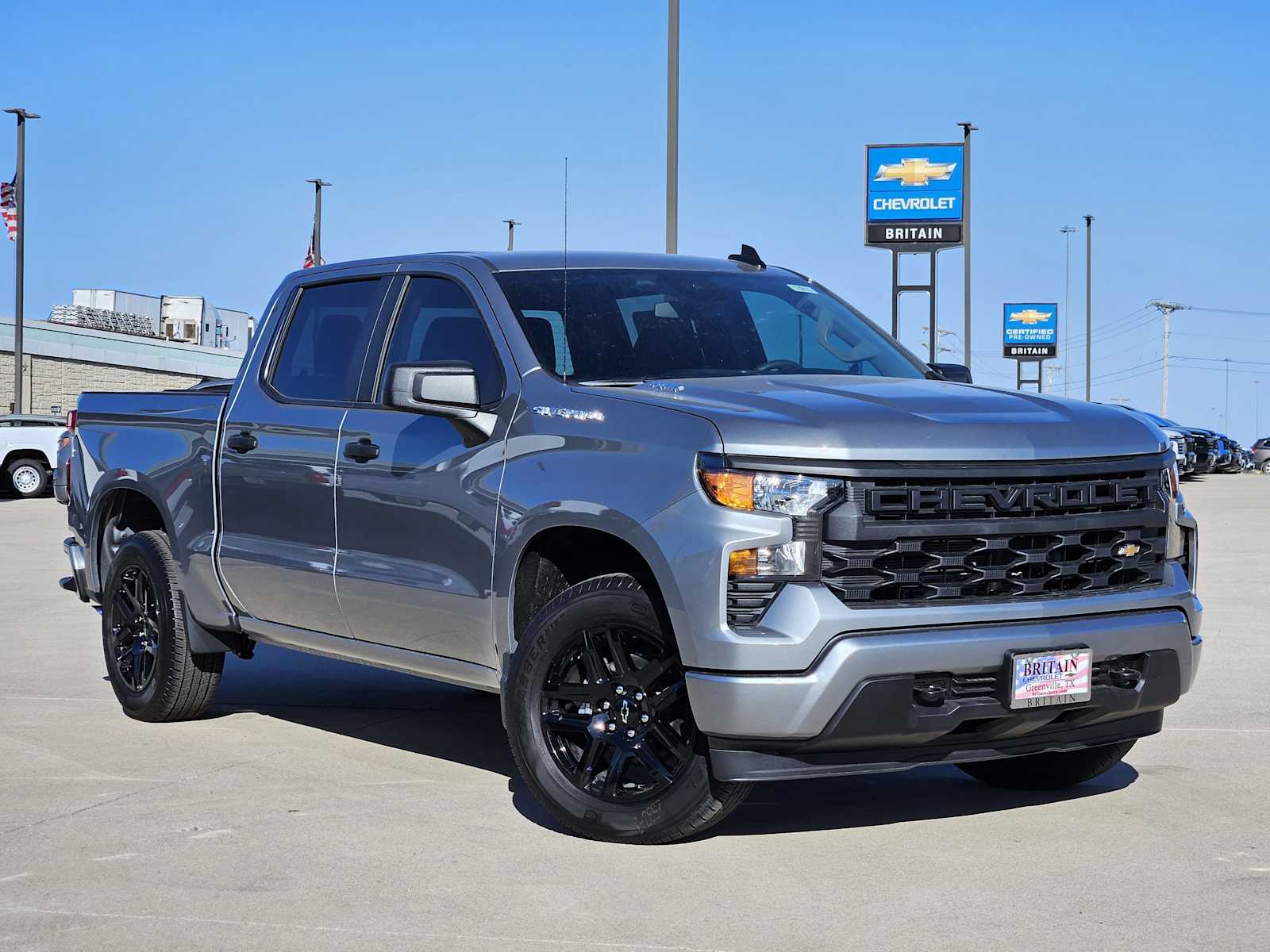 2026 Chevrolet Silverado 1500 Custom's photo