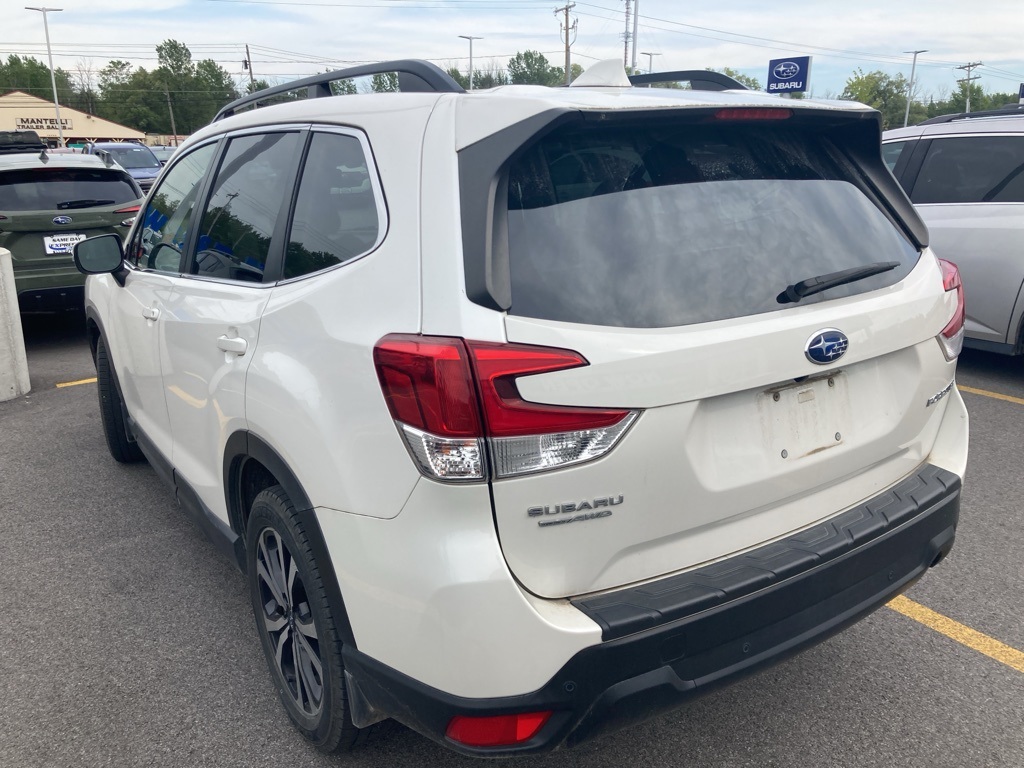 2020 Subaru Forester Limited photo 3