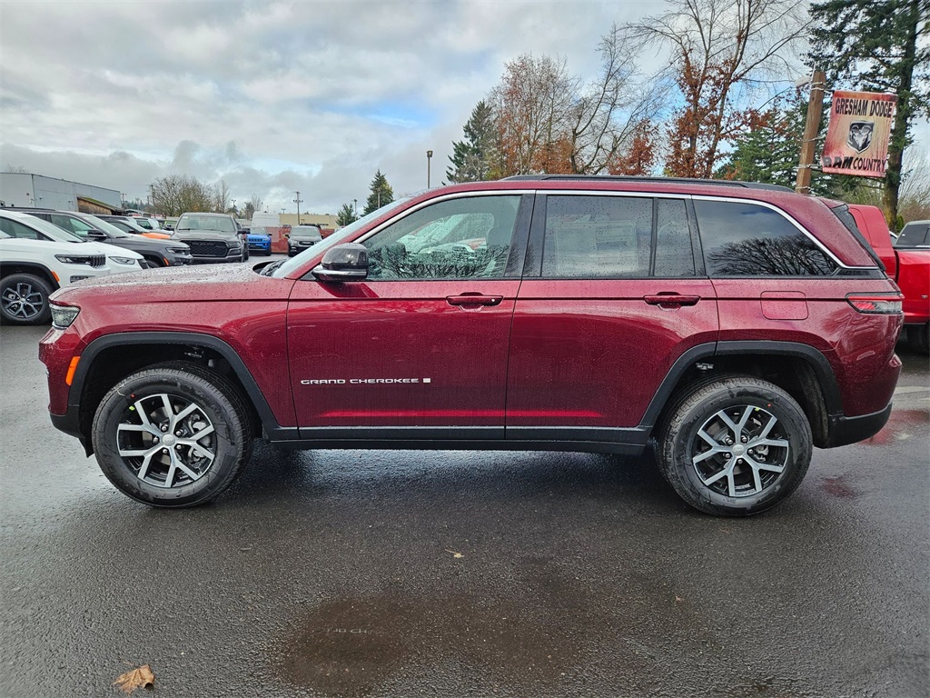 2025 Jeep Grand Cherokee Limited photo 2