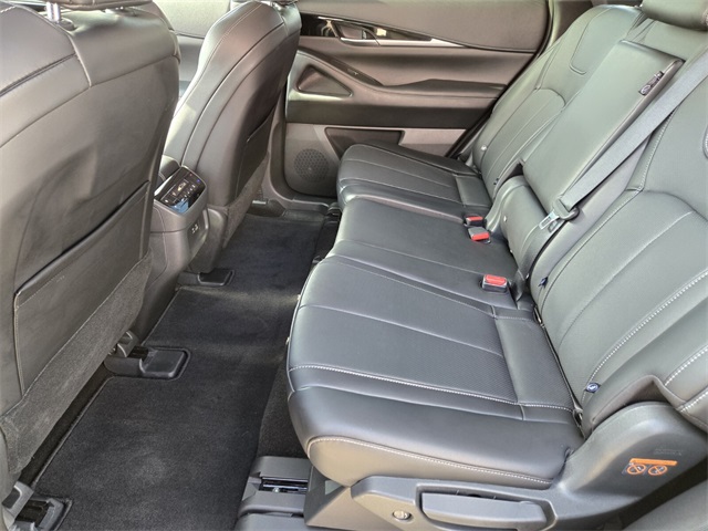 2025 Infiniti QX60 Pure photo 13