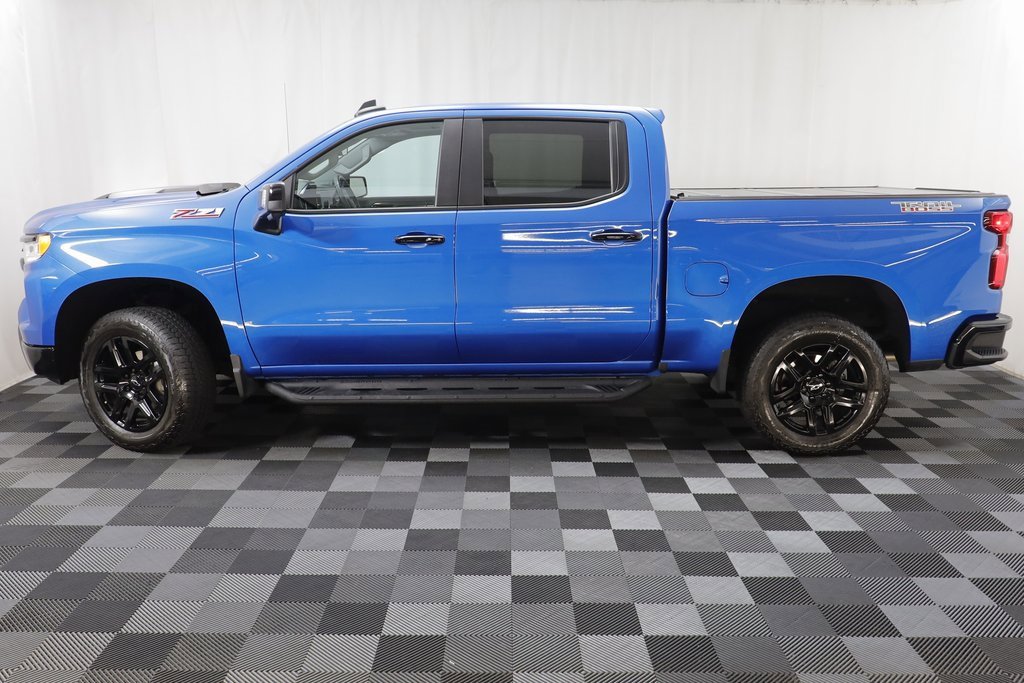 2022 Chevrolet Silverado 1500 LT Trail Boss photo 3