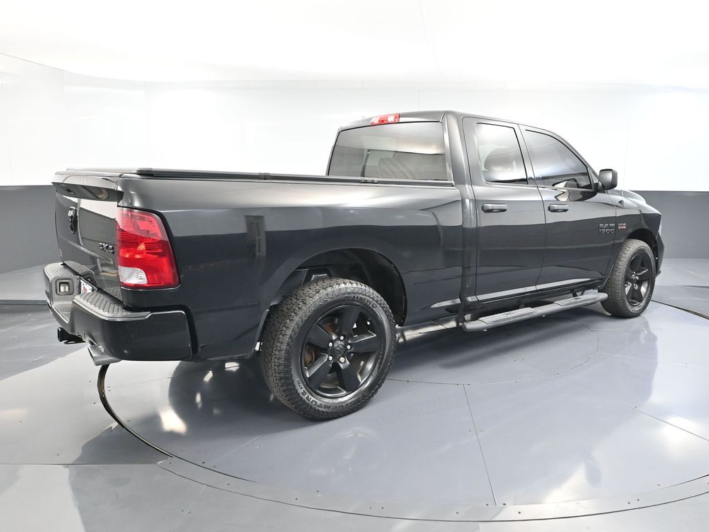 2017 Ram 1500 Express photo 4