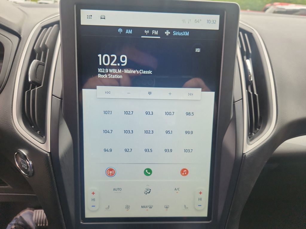 2023 Ford Edge SEL photo 18
