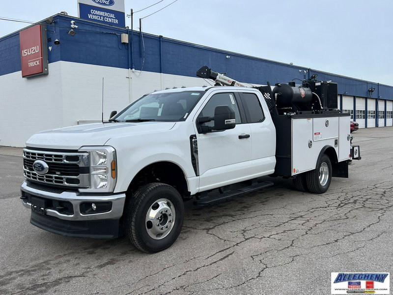 2025 Ford F-350 Super Duty Chassis Cab