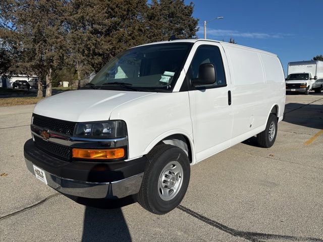 2025 Chevrolet Express Cargo Work Van's photo
