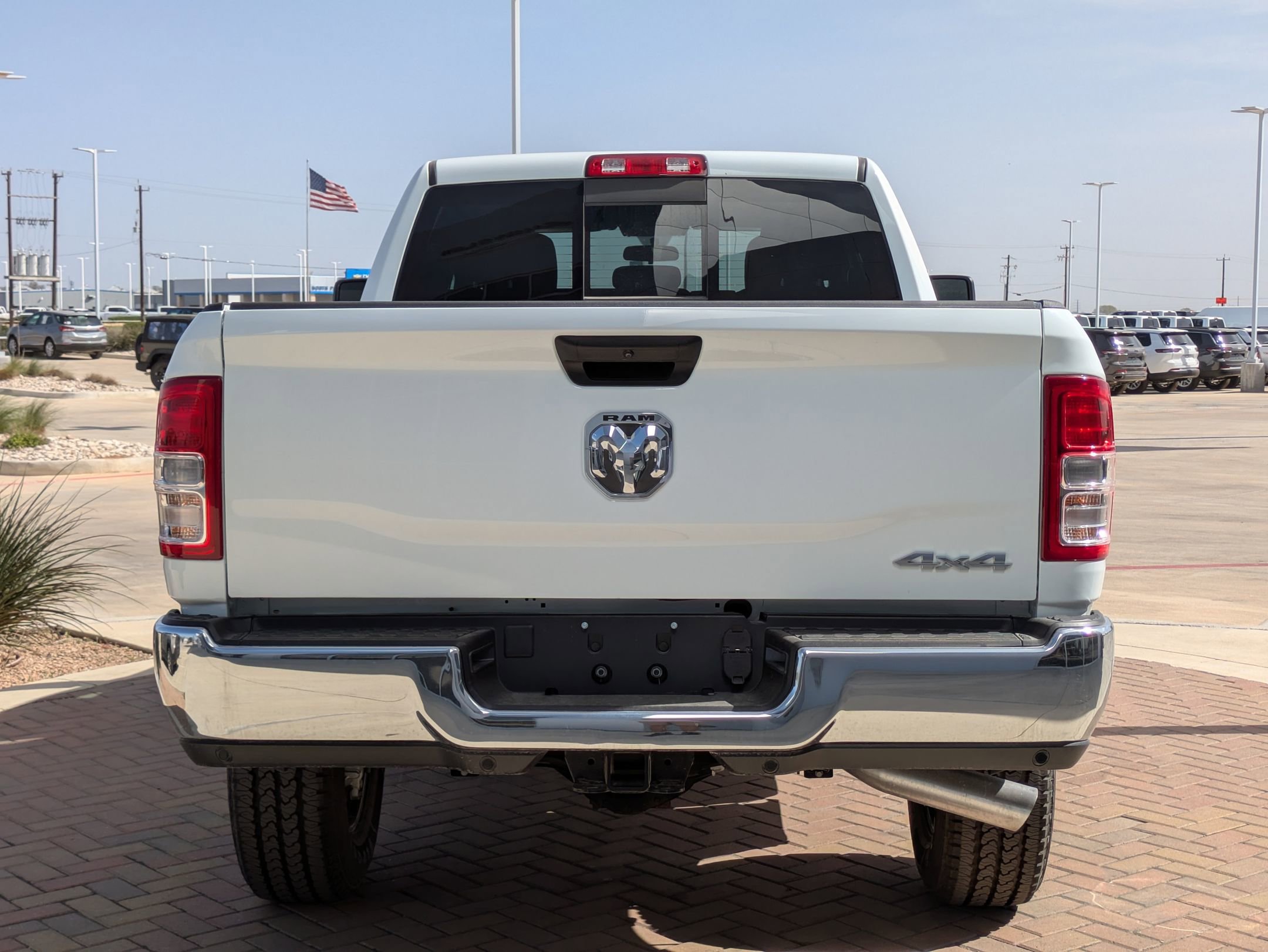 2024 Ram 2500 Tradesman photo 4