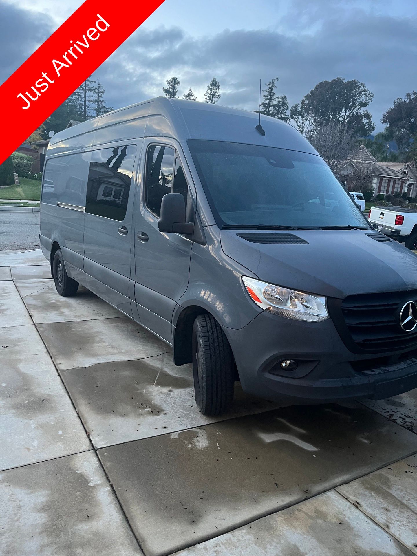 2021 Mercedes-Benz Sprinter Crew Van Base's photo