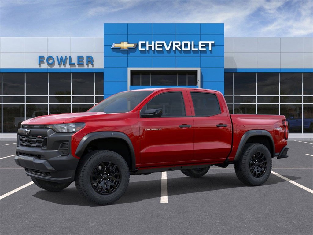 2026 Chevrolet Colorado Trail Boss photo 2