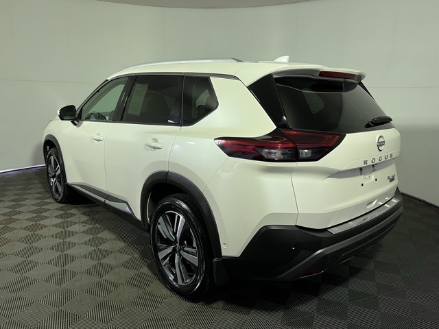 2023 Nissan Rogue SL photo 5