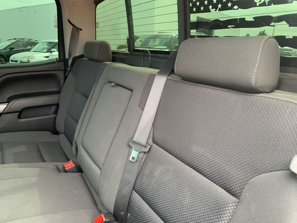 2018 Chevrolet Silverado 1500 LT photo 8