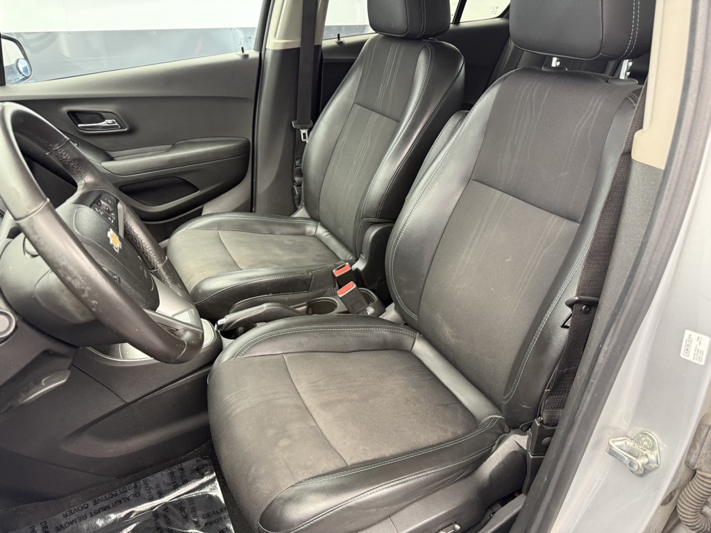 2016 Chevrolet Trax LT photo 48