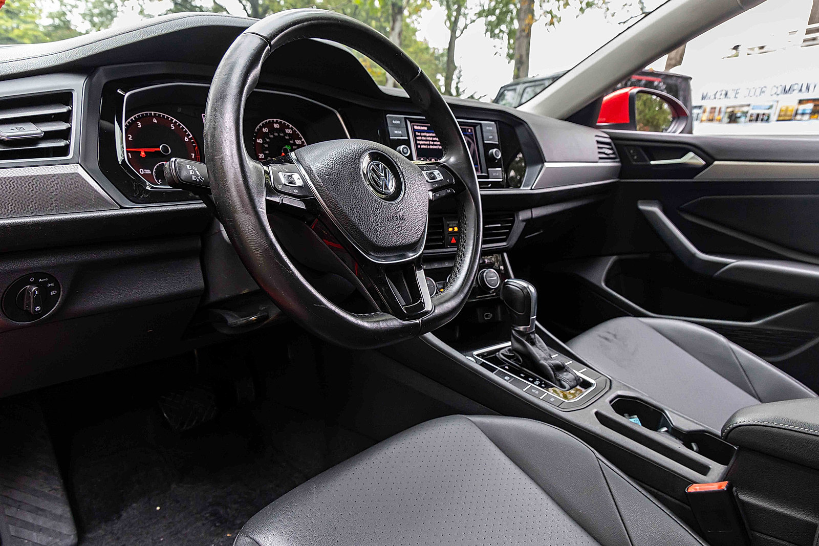 2019 Volkswagen Jetta SE R-Line photo 7