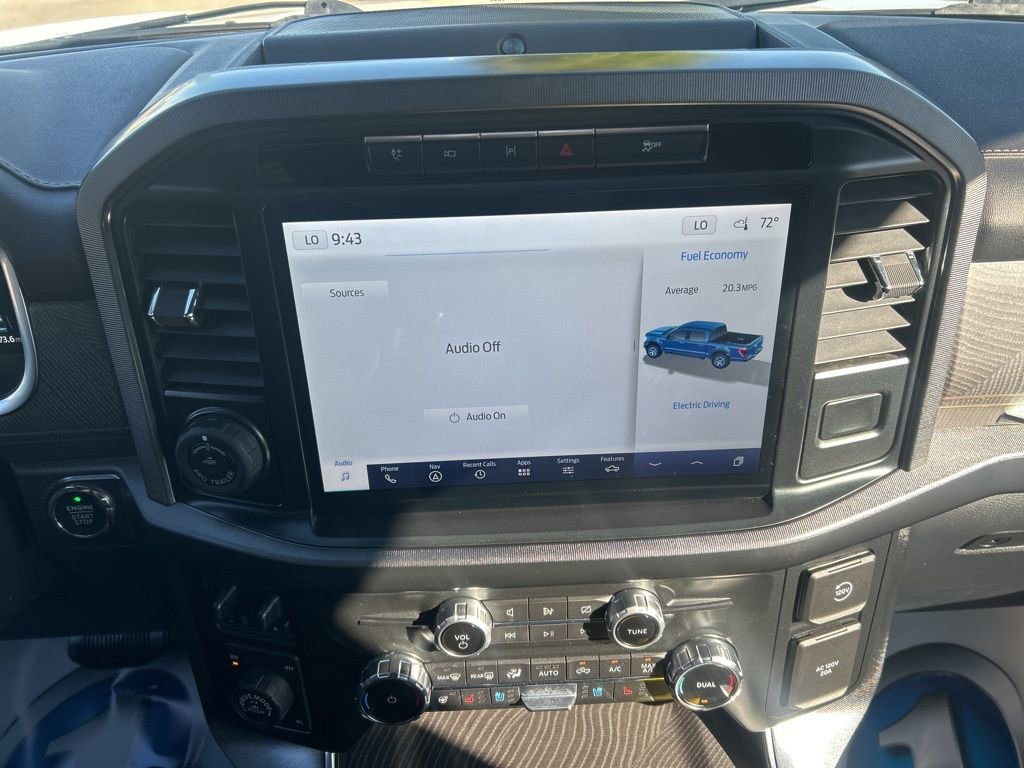 2022 Ford F-150 Platinum photo 16