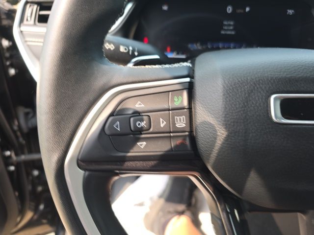 2022 Jeep Grand Cherokee Altitude photo 17