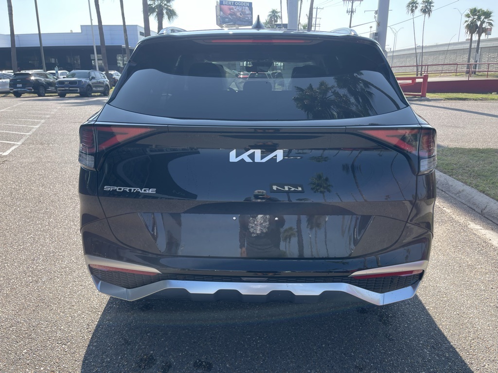 2025 Kia Sportage SX photo 3
