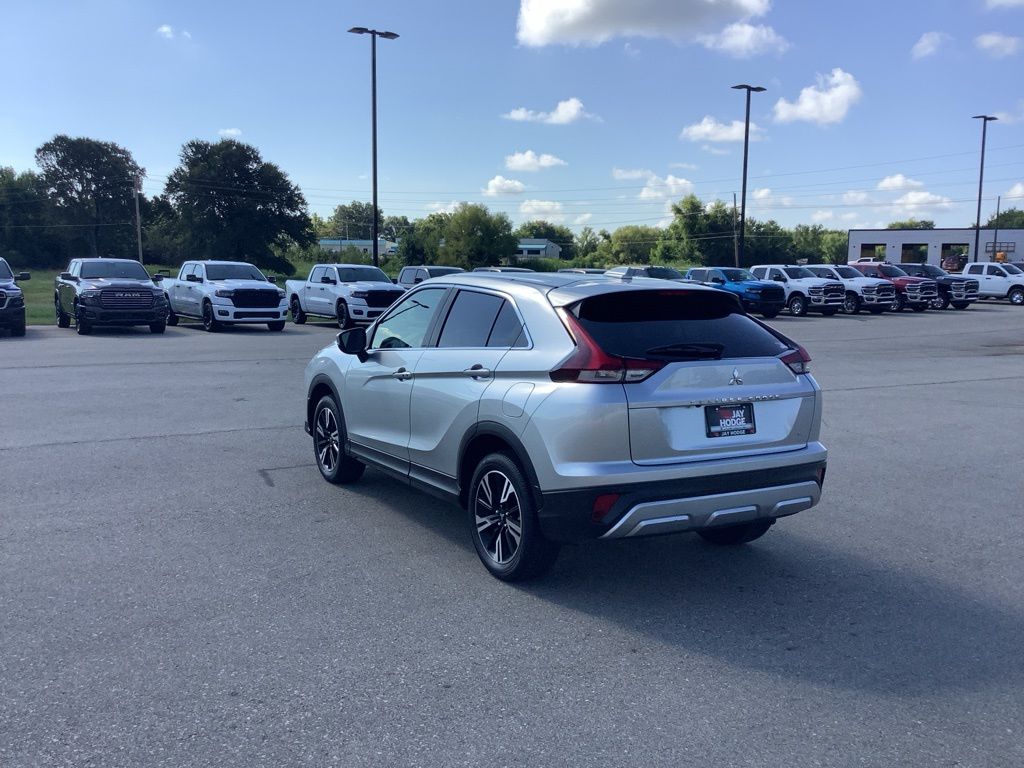 2024 Mitsubishi Eclipse Cross SEL photo 4