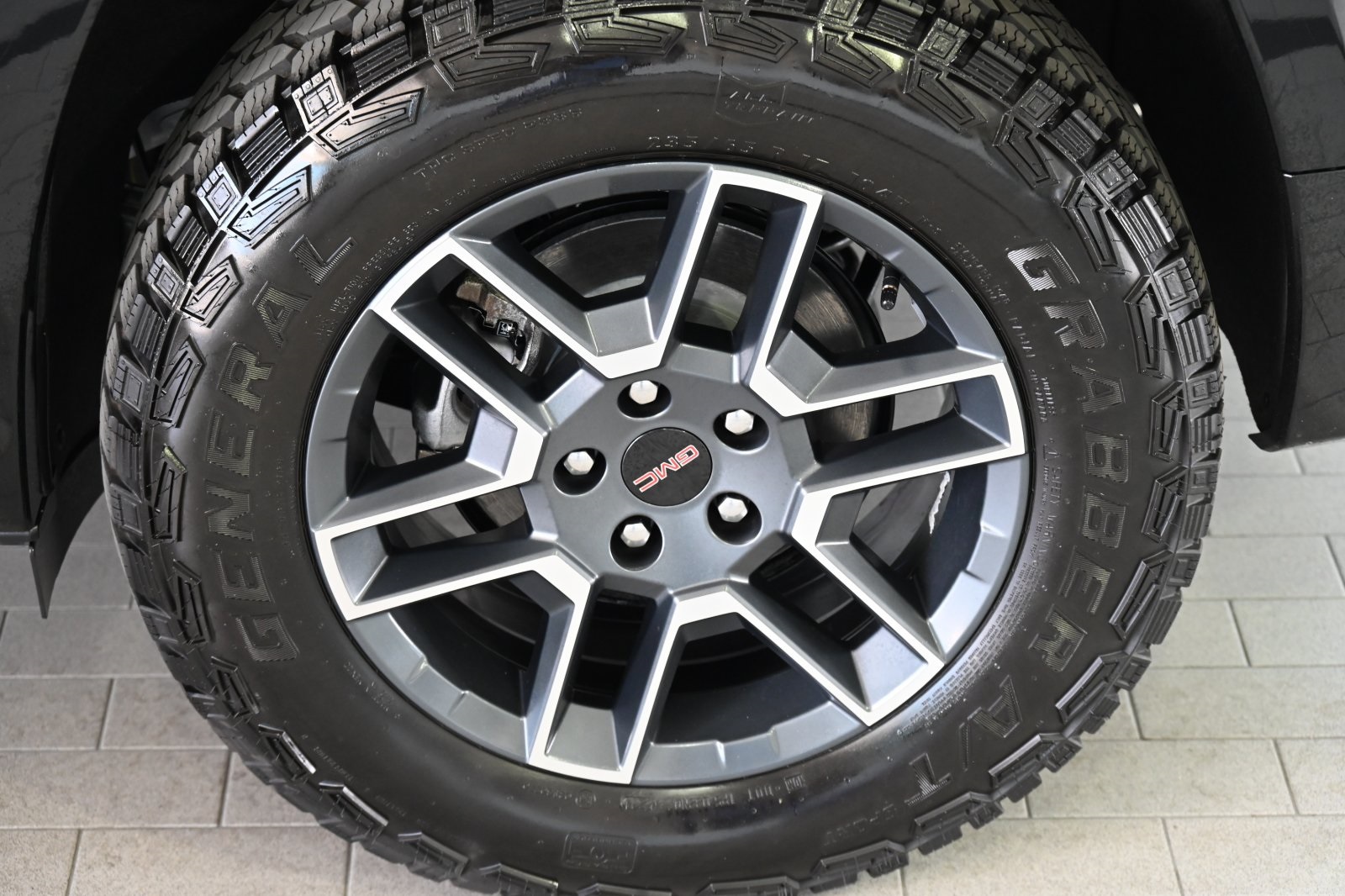 2026 Gmc Terrain AT4 photo 5