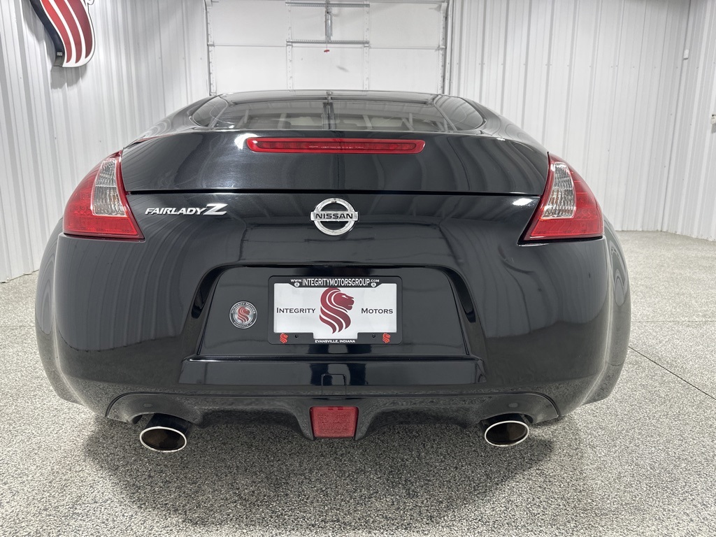 PreOwned 2017 Nissan 370Z 2D Coupe in Evansville 951198 Integrity