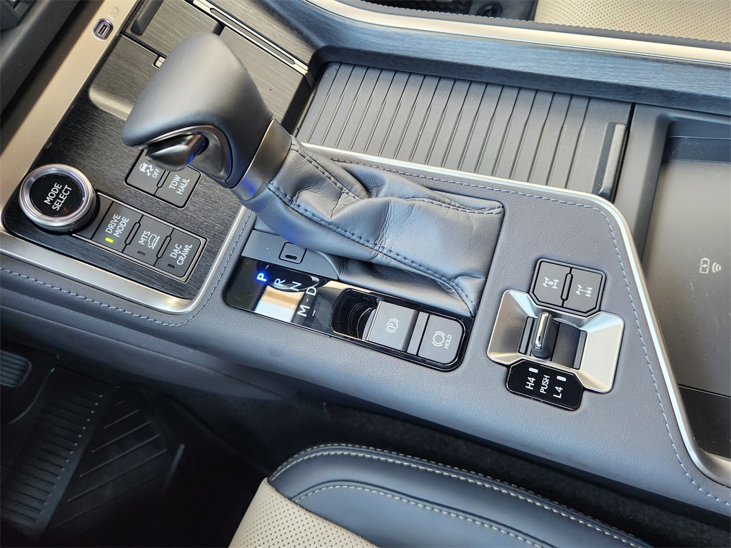 2025 Lexus GX 550 Overtrail photo 18