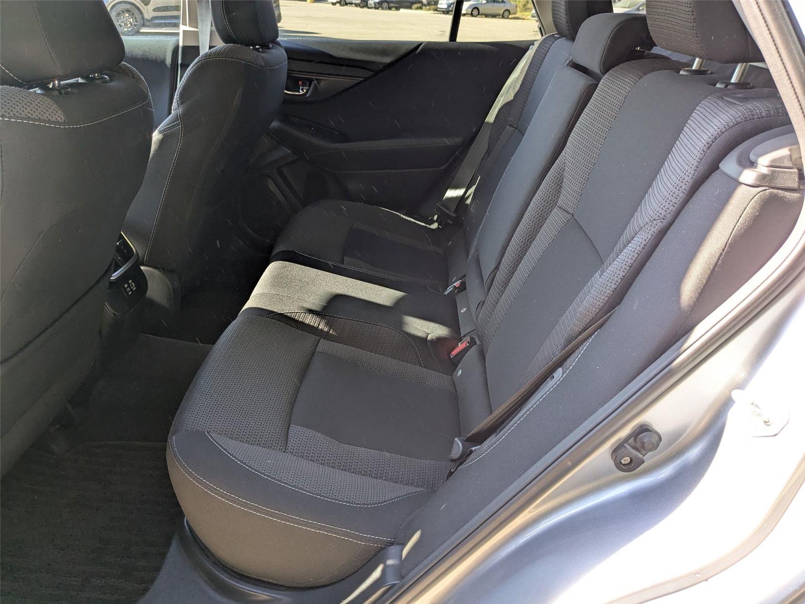 2023 Subaru Outback Premium photo 23