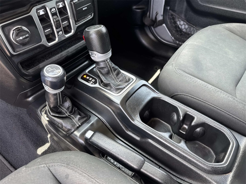 2020 Jeep Wrangler Unlimited Sahara photo 44