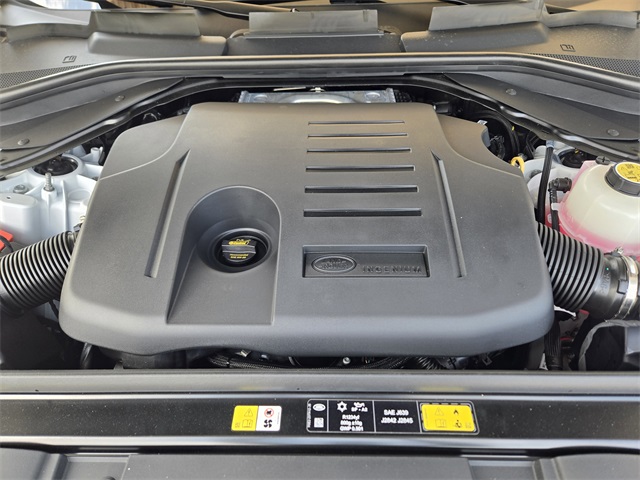 2025 Land Rover Range Rover Sport SE photo 18